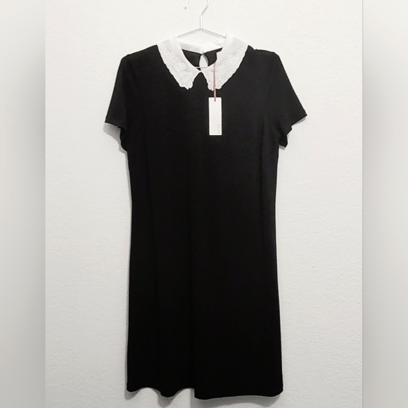 ELLE Wednesday style dress. Size medium.  Black with white collar. - Picture 4 of 6